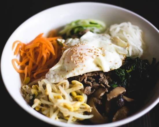 Bibimbap (비빔밥)